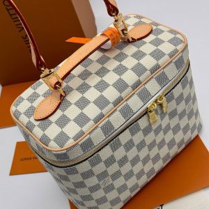 Косметичка Louis Vuitton