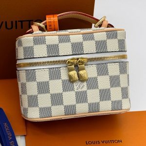 Косметичка Louis Vuitton