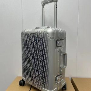 Чемодан Dior and Rimowa