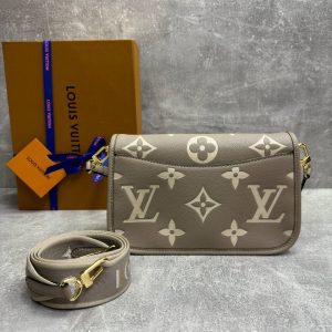 Сумка Louis Vuitton Diane