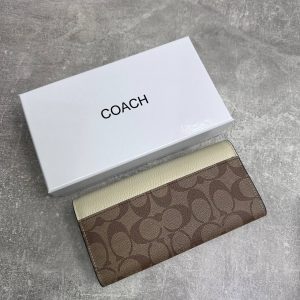 Кошелек Coach