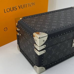 Шкатулка Louis Vuitton