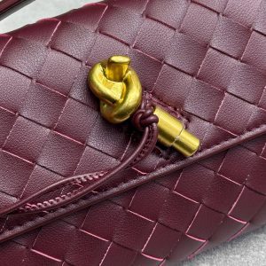 Клатч Bottega Veneta