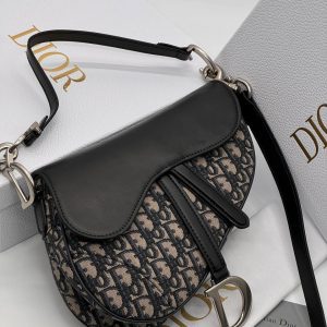 Сумка Dior Saddle