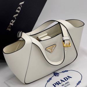 Сумка Prada