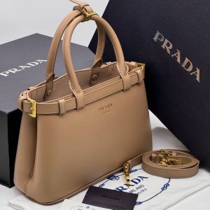 Сумка Prada